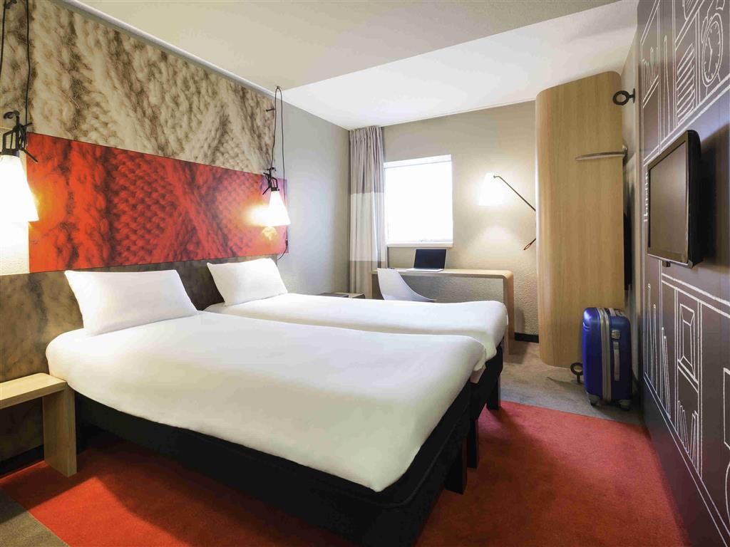 Ibis London Docklands Canary Wharf Bagian luar foto